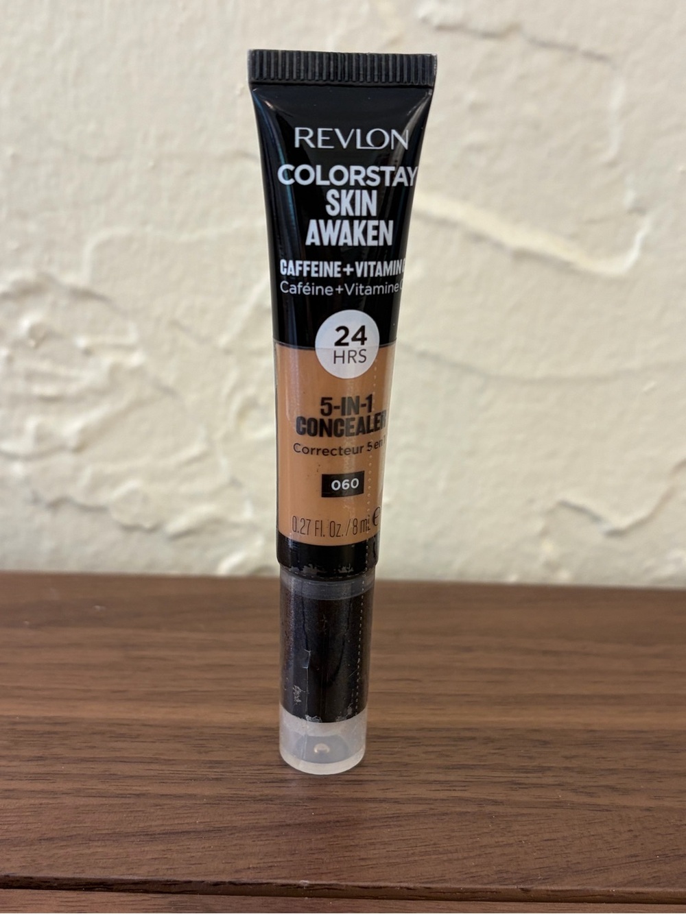 Revlon ColorStay Skin Awaken Concealer - Black and Tan
